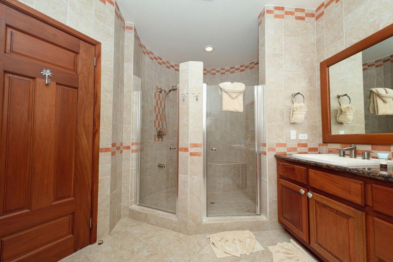 Grand Caribe Belize Hotel San Pedro  Buitenkant foto