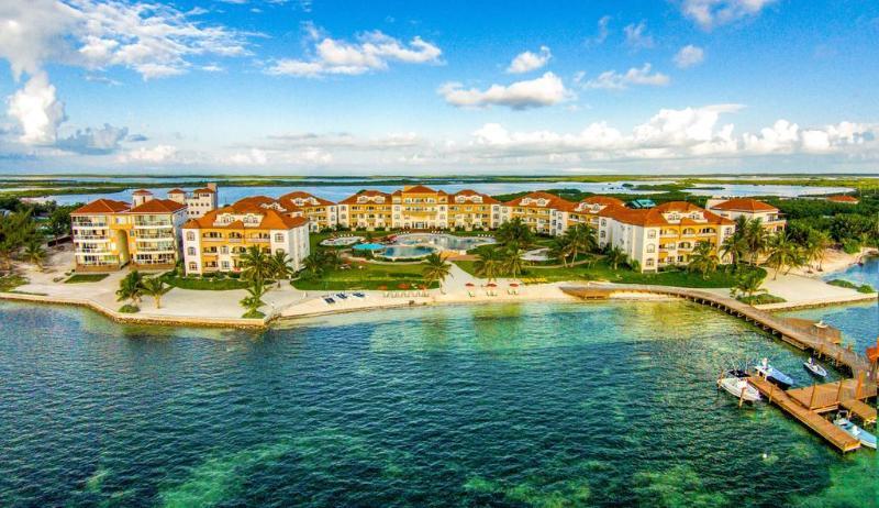 Grand Caribe Belize Hotel San Pedro  Buitenkant foto