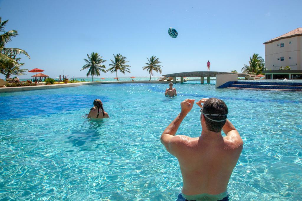 Grand Caribe Belize Hotel San Pedro  Buitenkant foto