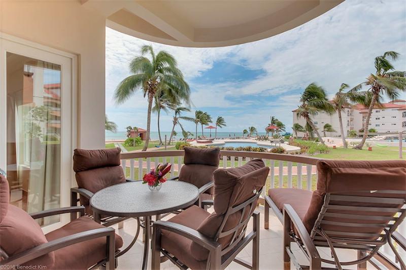 Grand Caribe Belize Hotel San Pedro  Buitenkant foto